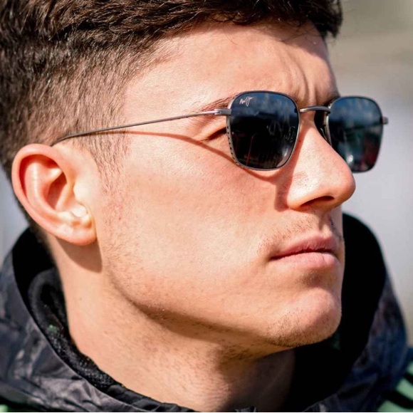 Maui Jim “Puka” Silver Polarized Sunglasses - Picture 3 of 4